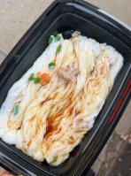 Tonii's Fresh Rice Noodle food