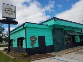 El Patron Wc outside