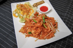 Gata Thai Cuisine inside