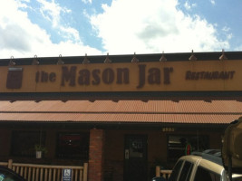 Mason Jar, The outside