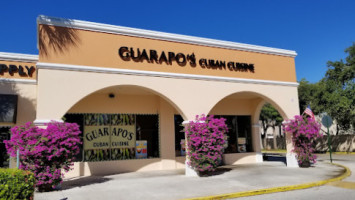 Guarapo's Cuban Cuisine outside