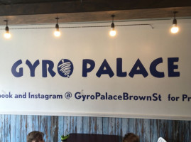 Gyro Palace food