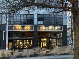 Elysian Capitol Hill Brewery inside