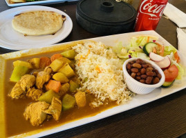 Lajamaya Salvadorean food