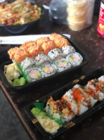 Mizu Sushi&hibachi food