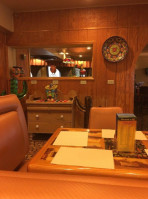 Pedro's Diner inside