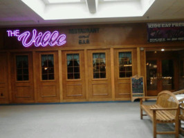 Ville Restaurant Bar outside