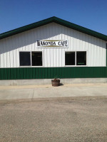 Wakonda Community Cafe outside