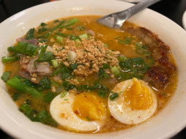 Khao Moo Dang food