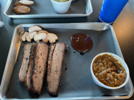 Porter's Real Barbecue food