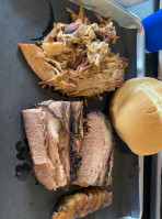 Porter's Real Barbecue food