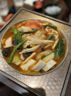 Tasty Pot Wèi Dǐng Xiǎo Huǒ Guō food