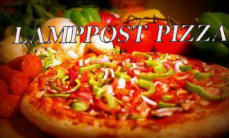 Lamppost Pizza food