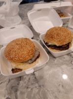 Tasty's Fresh Burgers food