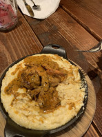 Luella's Southern Kitchen food