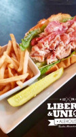 Liberty And Union Ale House food