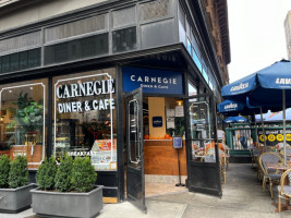 Carnegie Diner Cafe inside