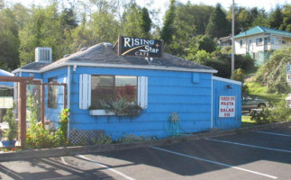 Rising Star Cafe outside