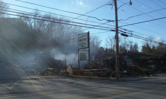 Barside Grill And Hot Spot outside