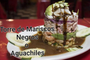 Mariscos Playa Escondida food