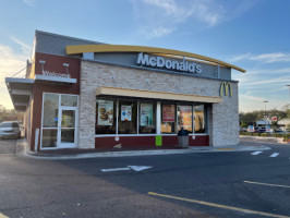 Mcdonald's outside