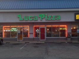 Luca Pizza outside