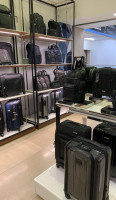 Tumi Store Hartsfield Jackson Atlanta International Airport inside