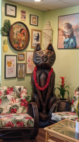 Aloha Kitty Cafe inside