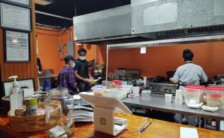 Tina's Kitchen Thai Cuisine inside