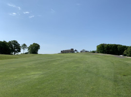 Fairview Farms Golf Course food