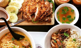 Noodies Thai Kitchen food