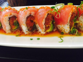 Okini Sushi food