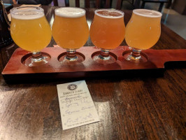 Seven Sirens Brewing Company food