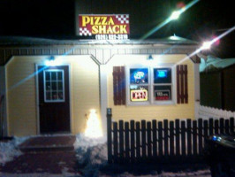 Pizza Shack inside