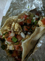 Beto's Taqueria food