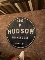 Hudson Smokehouse food