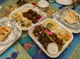 Yaba’s Middle Eastern Grill food