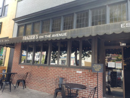 Frazier's On The Avenue inside