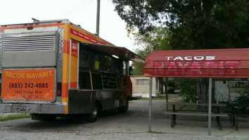 Tacos Nayarit outside