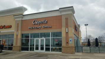 Chipotle Mexican Grill outside