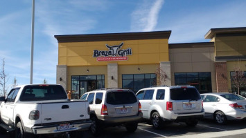 Braza Grill outside