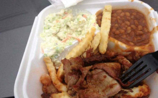 The Pit Bbq food