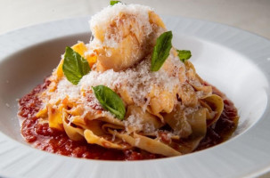 Piero's Italian Cuisine food