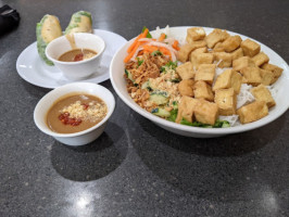 Pho Tan Loc food