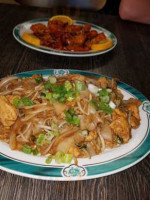 Tottie's Asian Kitchen food