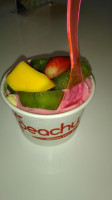 Peachwave Frozen Yogurt Gelato food