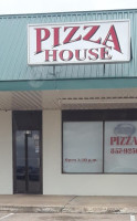 Pizza House inside