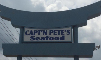 Captain Pete's Seafood outside