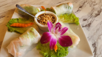 Siam Square Restaurant food