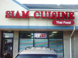 Siam Cuisine outside